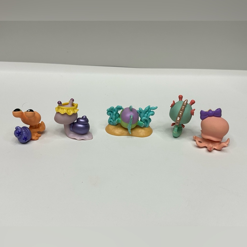 Littlest Pet Shop Sea Friends lot of 5 pets - Picture 2 of 3